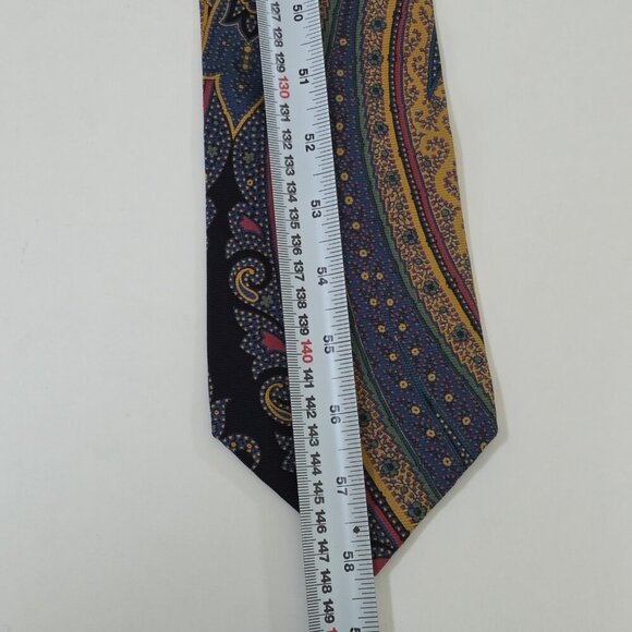 Avanzata Silk Tie Multicolor Paisley Boho Handcrafted Canada W 4 L 58.25 inches - Picture 8 of 16